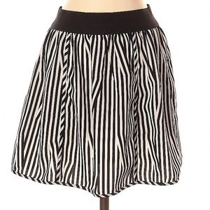 SILENCE + NOISE Black White Striped Skirt with Pockets